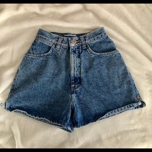 “Mom jean shorts”